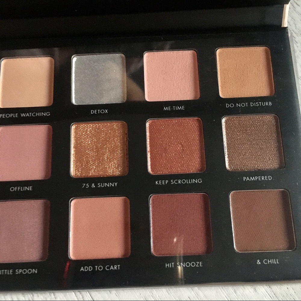 Milani Gilded Nude Eyeshadow Palette - Picture 2 of 5